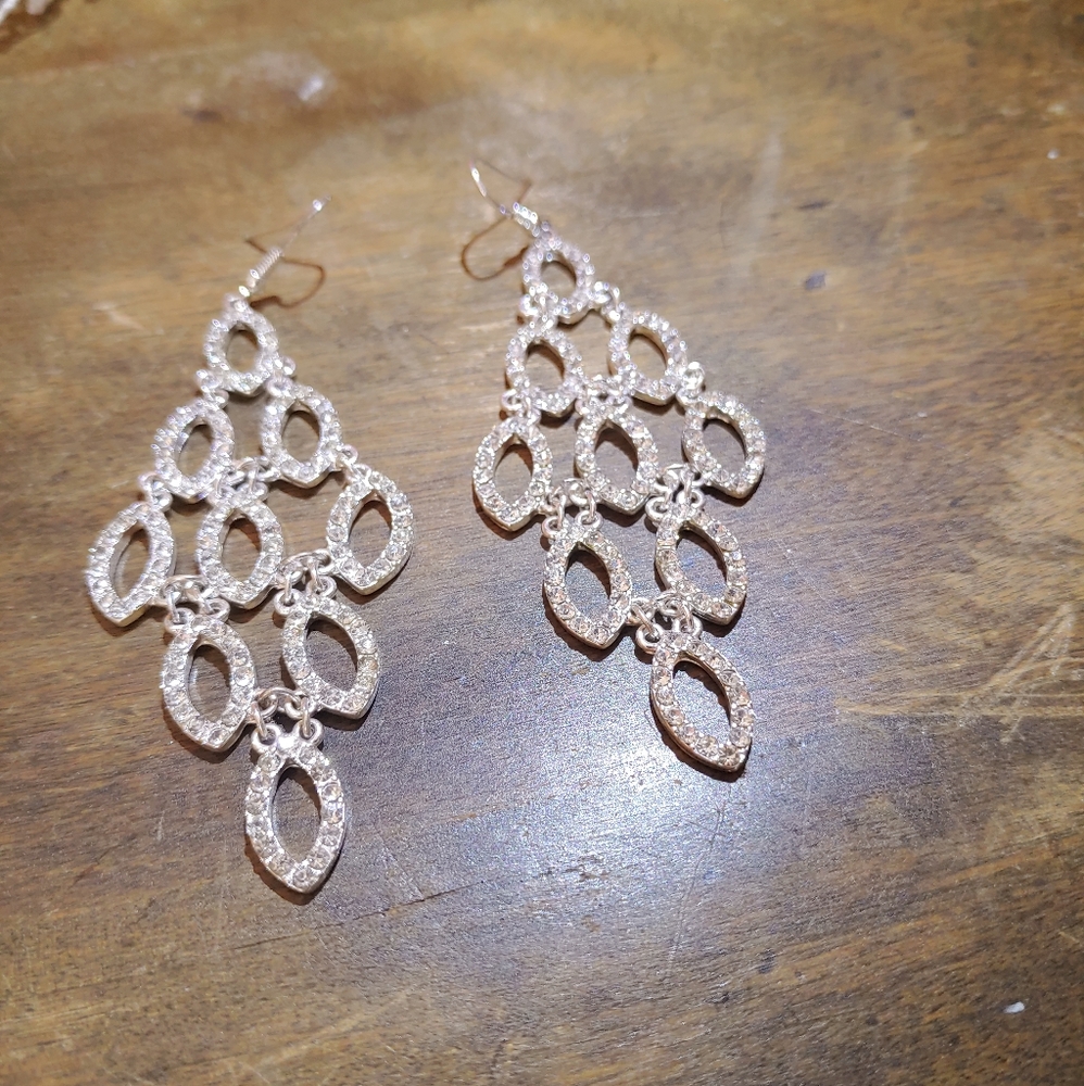 Earrings - Picture 3 of 4